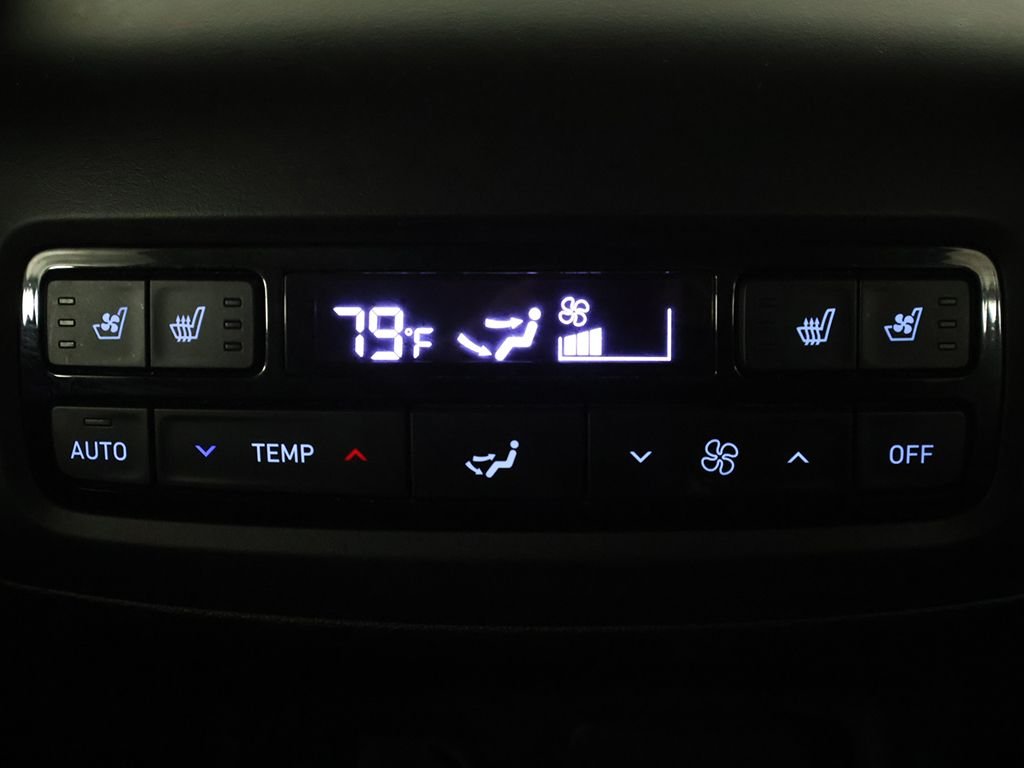 Used 2021 Black Hyundai Limited image 57