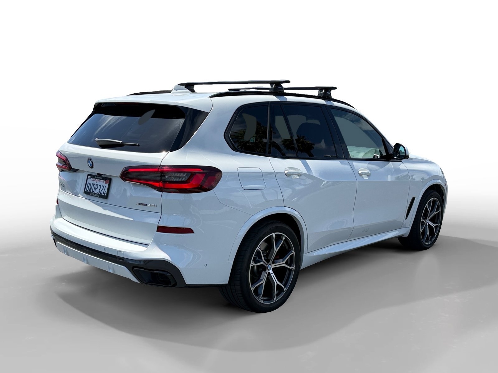 Used 2021 Alpine White BMW xDrive40i image 5