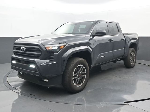 Used 2025 Underground Toyota SR5 image 22
