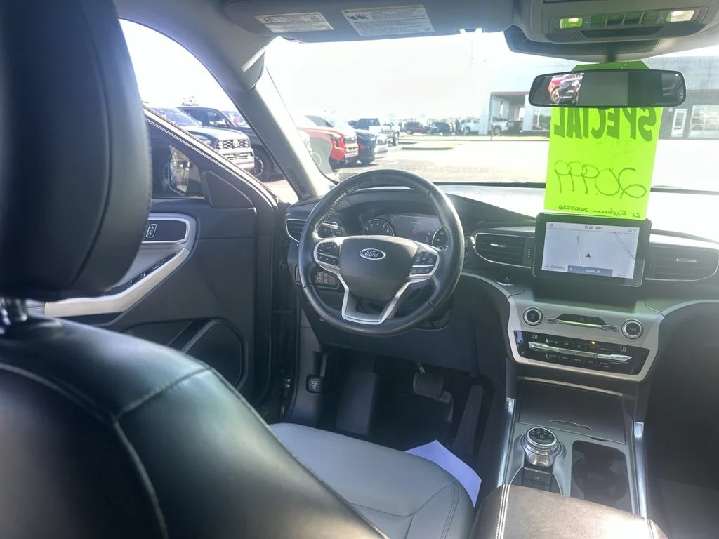 Used 2021 Gray Ford XLT image 15