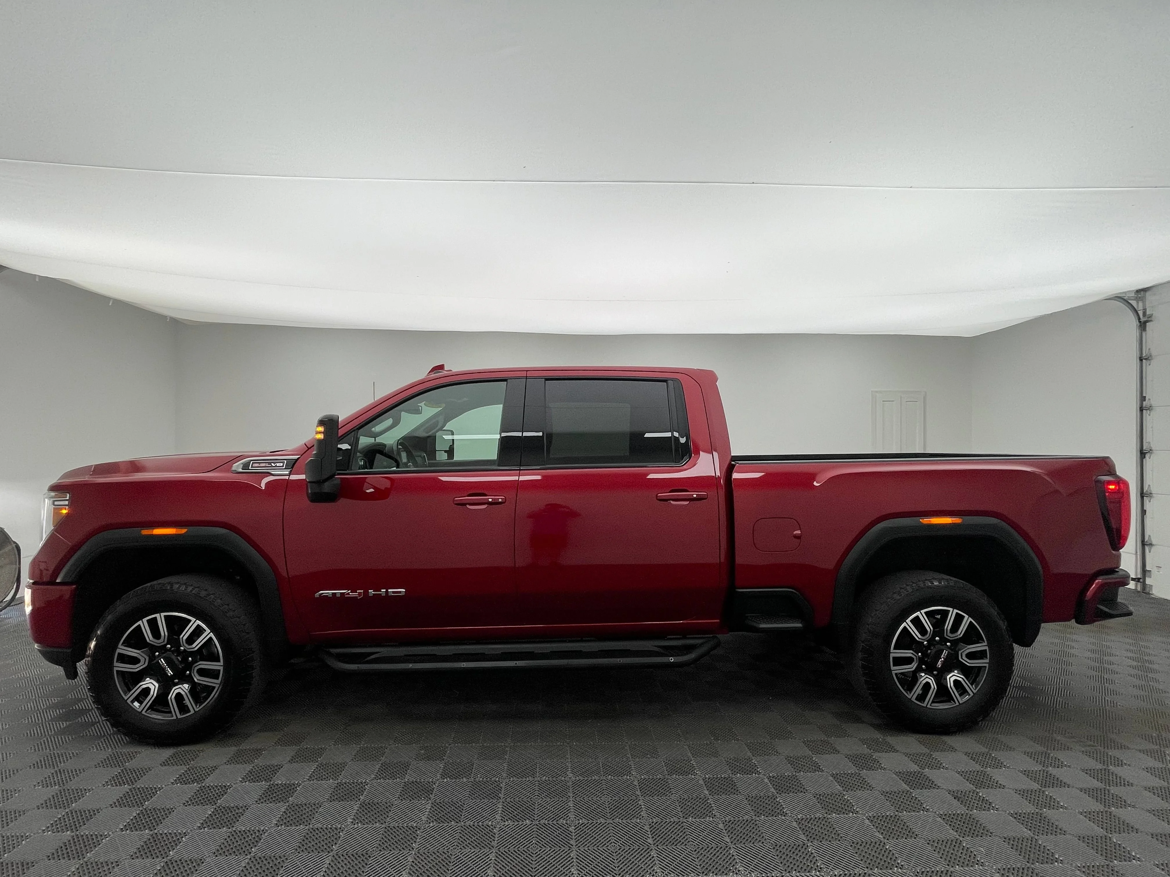 Used 2022 Cayenne Red Tintcoat GMC AT4 image 12
