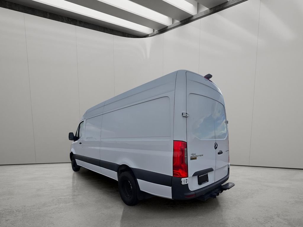 Used 2022 Arctic White Mercedes-Benz High Roof V6 image 2