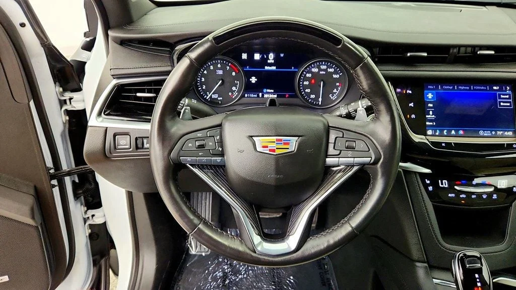 Used 2024 Crystal White Tricoat Cadillac AWD 4dr Sport w/ Super Cruise & Technology Pkg image 14