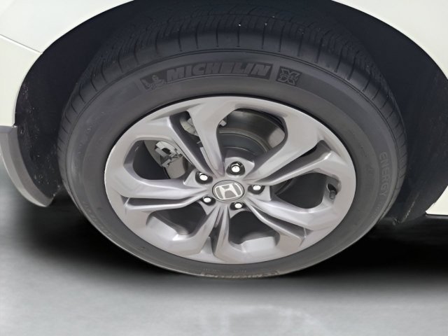 Certified Used 2024 Platinum White Pearl Honda 1.5T EX image 8