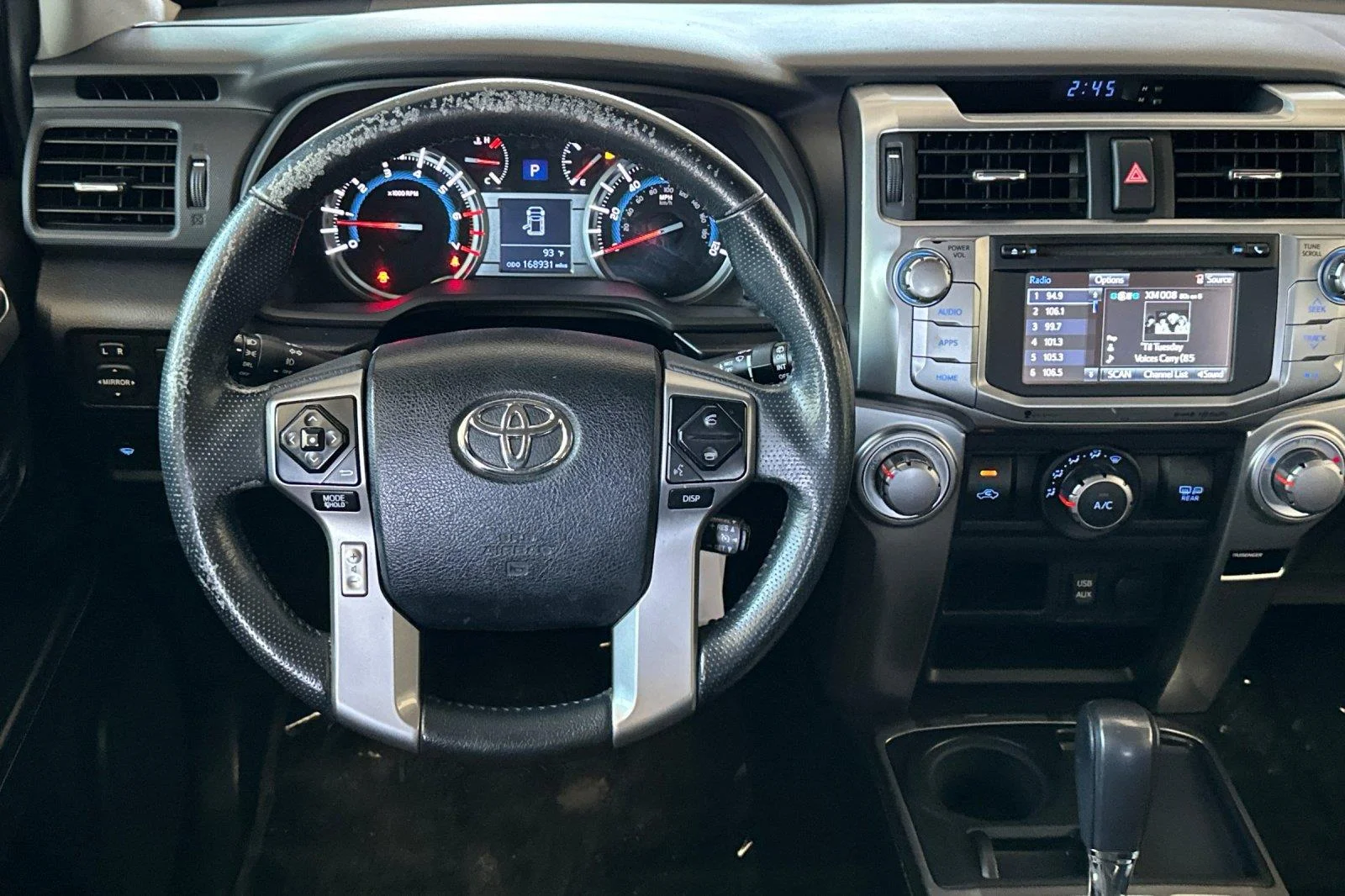 Used 2017 Classic Silver Metallic Toyota SR5 image 14