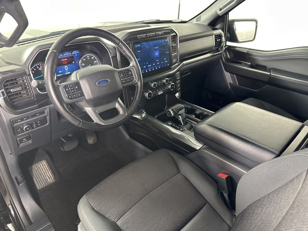 Used 2022 Black Ford XLT image 32