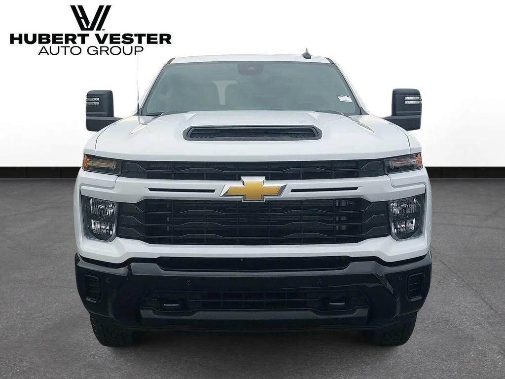 2026 Chevrolet Silverado 2500 HD Custom - Photo 3