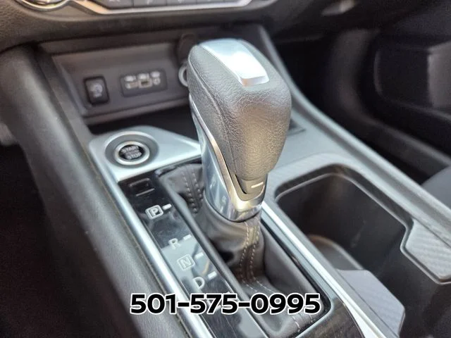 Used 2024 White Nissan SV image 21