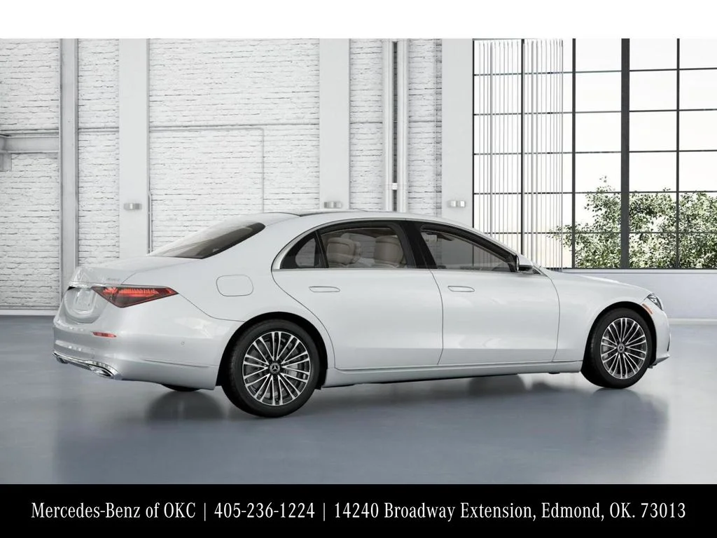 New 2026 White Mercedes-Benz S 580 image 19