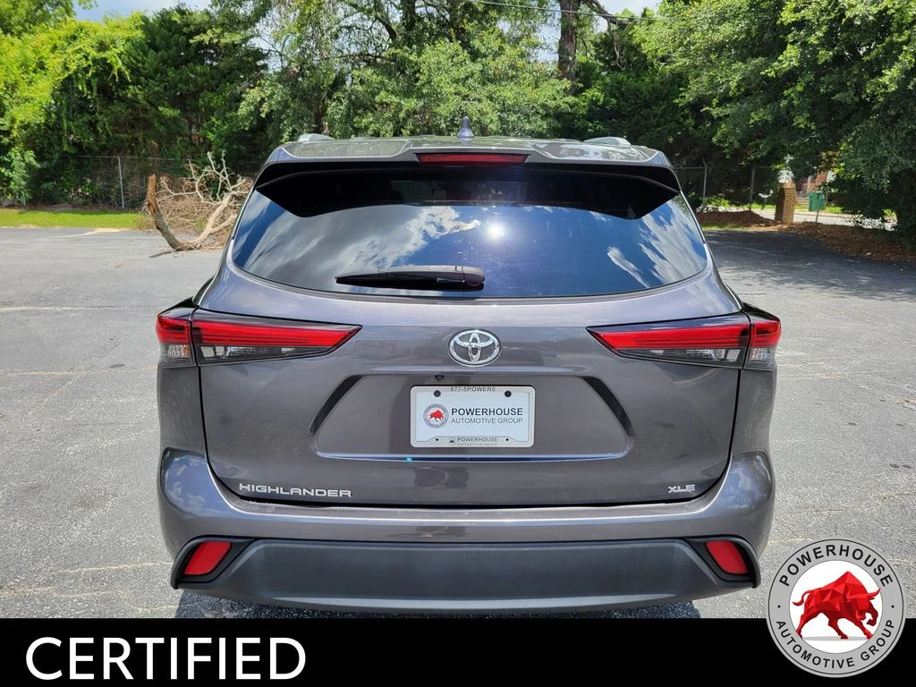 Used 2022 Gray Toyota XLE image 5
