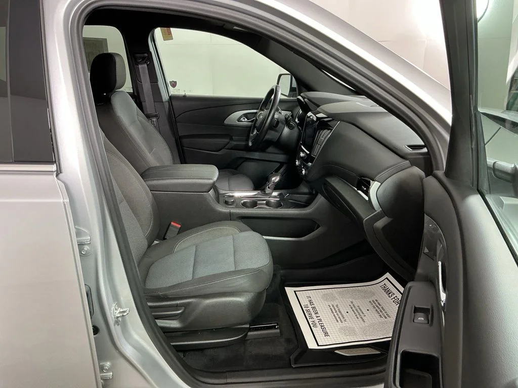 Certified Used 2022 Silver Chevrolet LT image 6