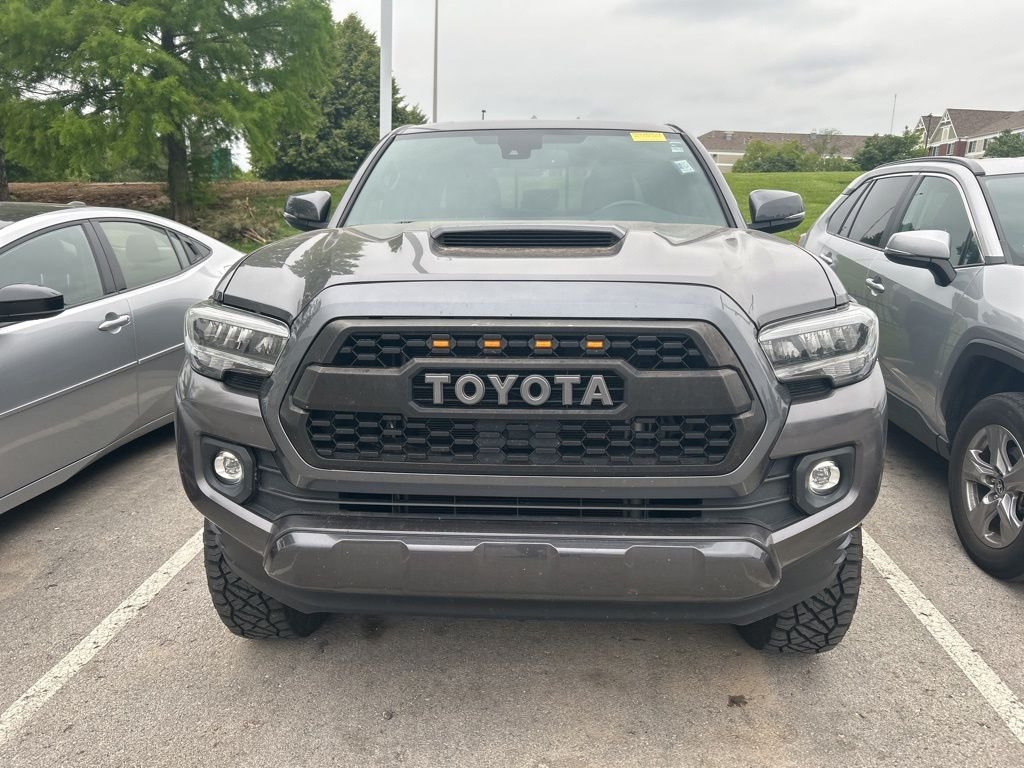 Used 2021 Toyota Tacoma TRD Sport with VIN 5TFCZ5AN6MX274116 for sale in Kansas City
