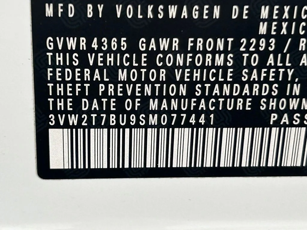 Used 2025 White Volkswagen 2.0T Autobahn image 38