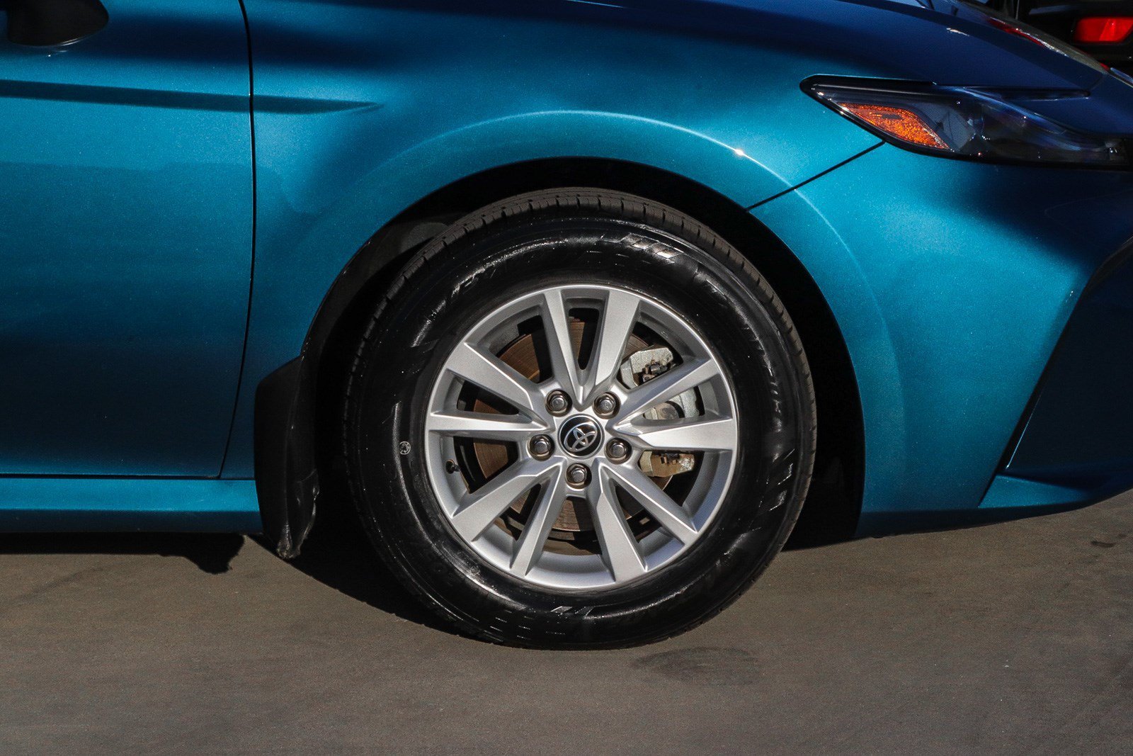 Certified Used 2025 Ocean Gem Toyota LE image 10