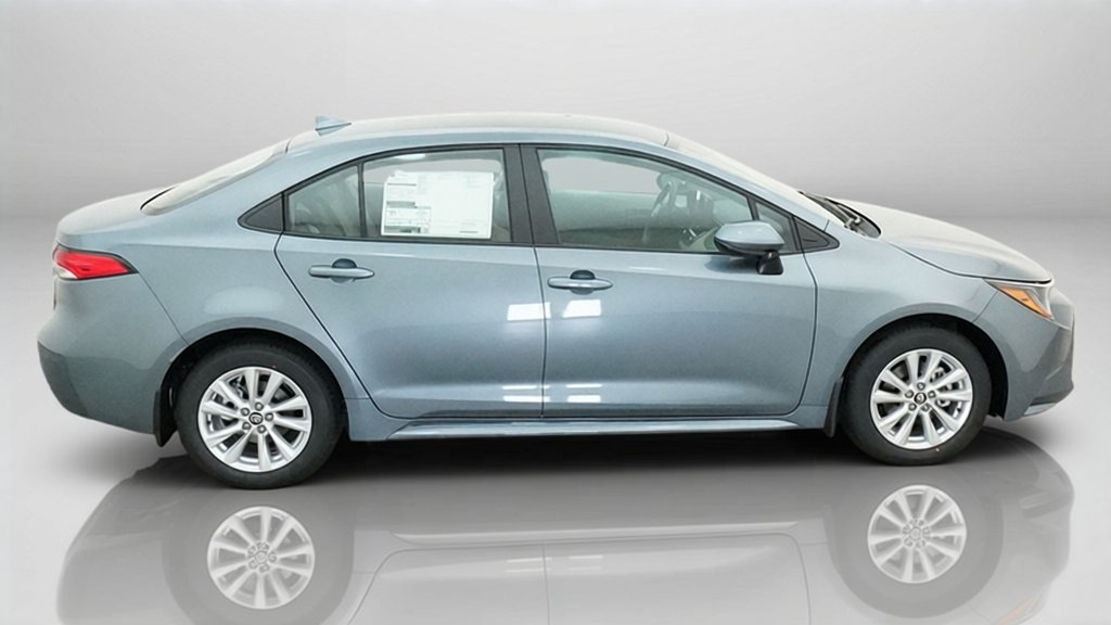 New 2027 Celestite Toyota LE image 7