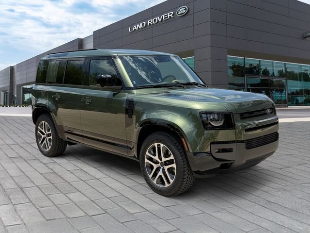 New 2026 Woolstone Green Land Rover X-Dynamic SE image 7