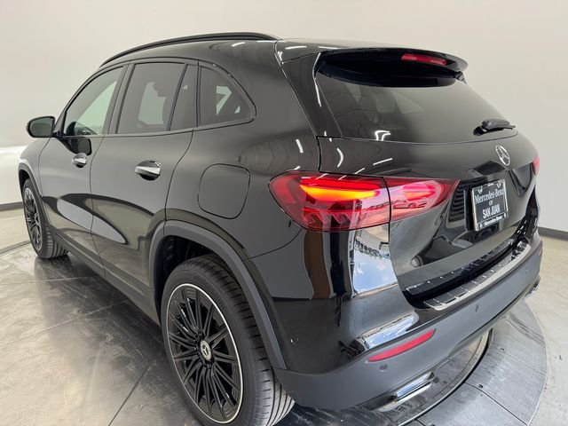 New 2026 Cosmos Black Metallic Mercedes-Benz GLA 250 image 10