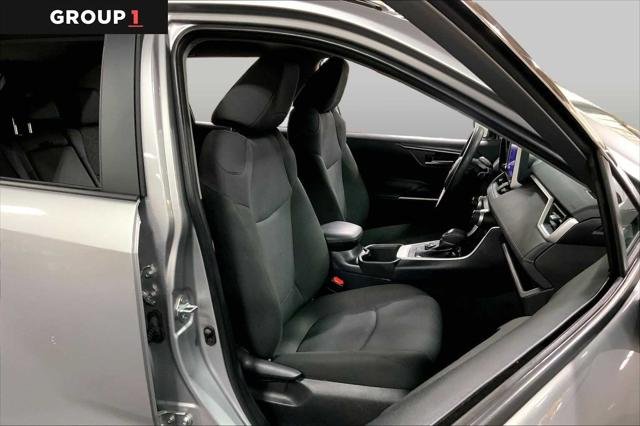 Certified Used 2025 SILVER SKY METALLIC Toyota  image 9