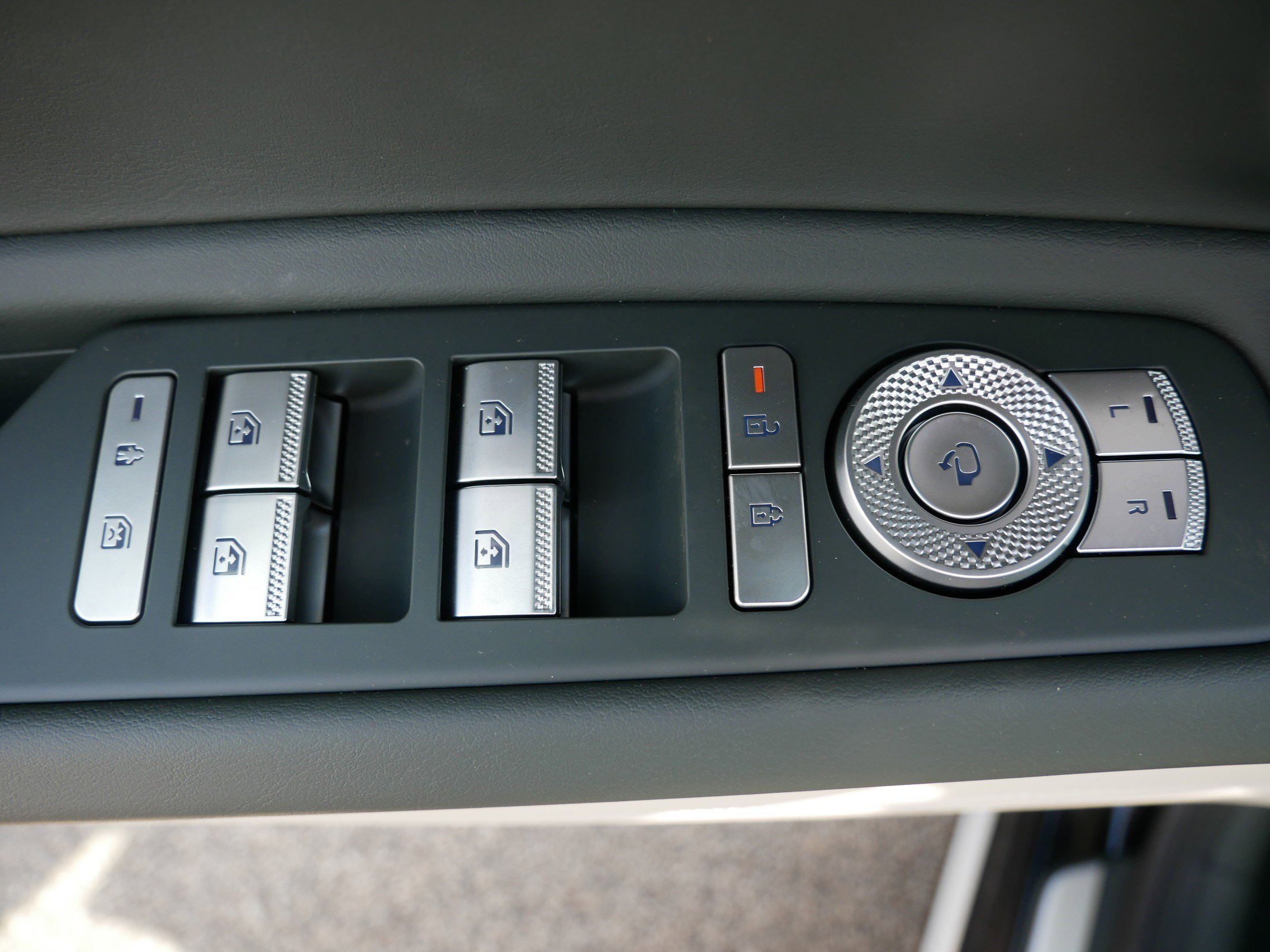 2025 GENESIS GV80 Coupe E-SC - Photo 8