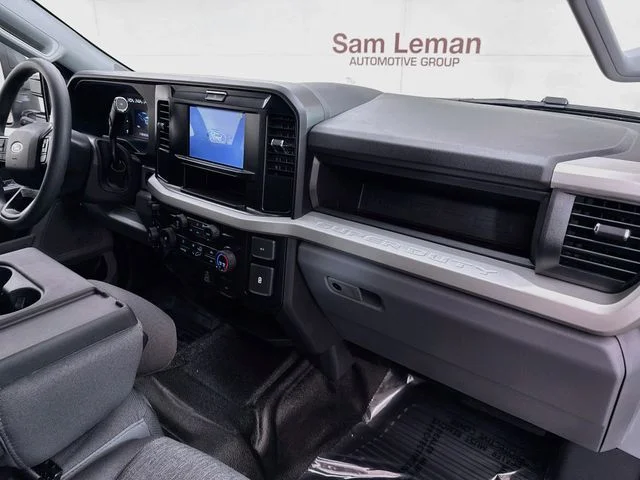New 2026 Oxford White Ford F-350® XL image 27