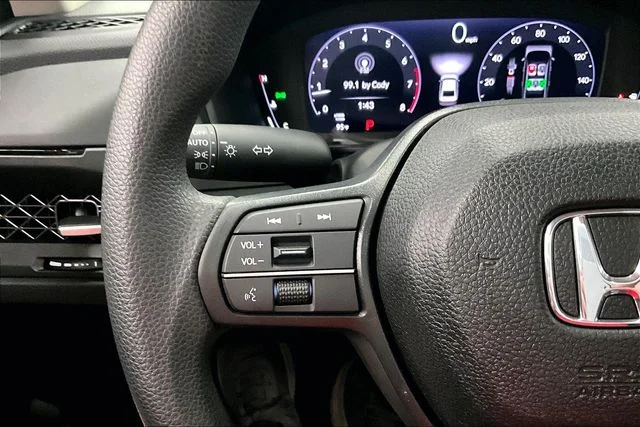 2025 Honda Accord SE - Photo 27