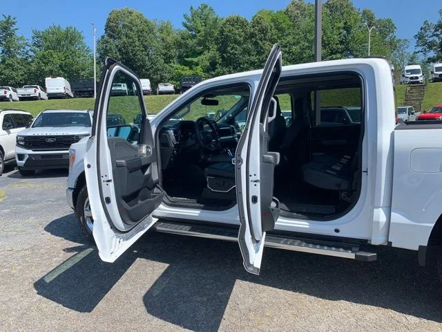 Certified Used 2023 White Ford Lariat image 18