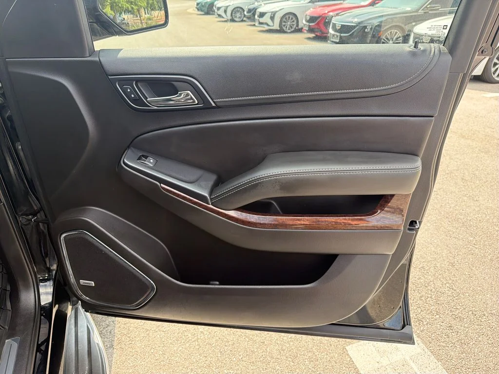 Used 2017 Black GMC SLT image 38
