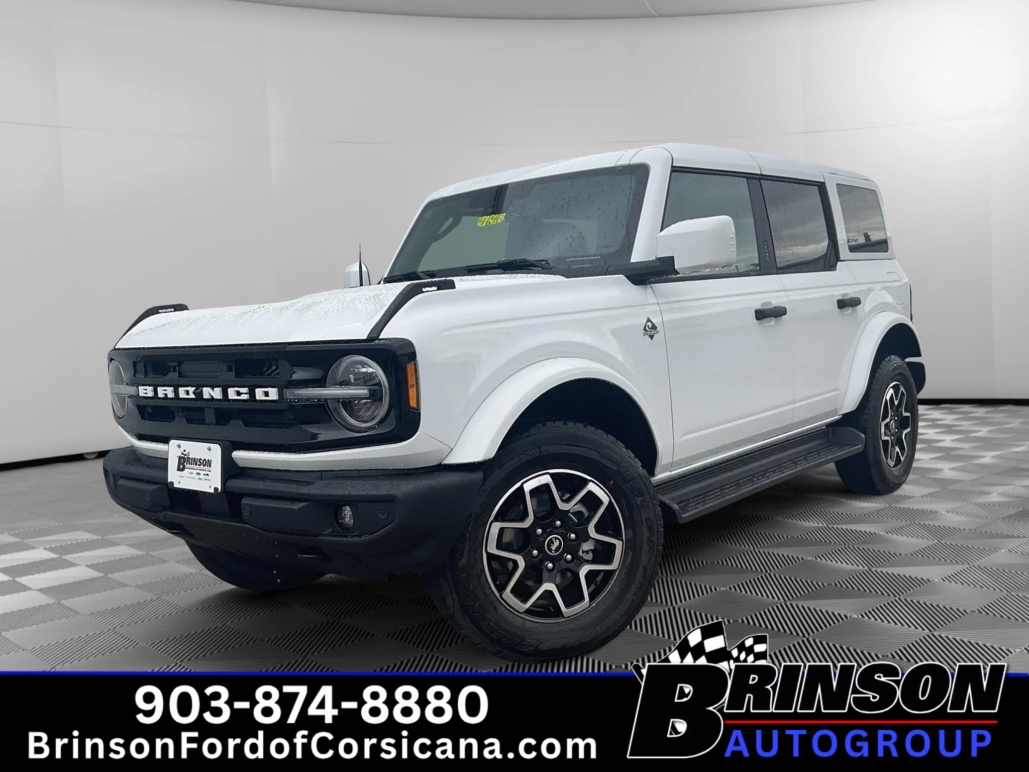 New 2026 White Ford Outer Banks image 1