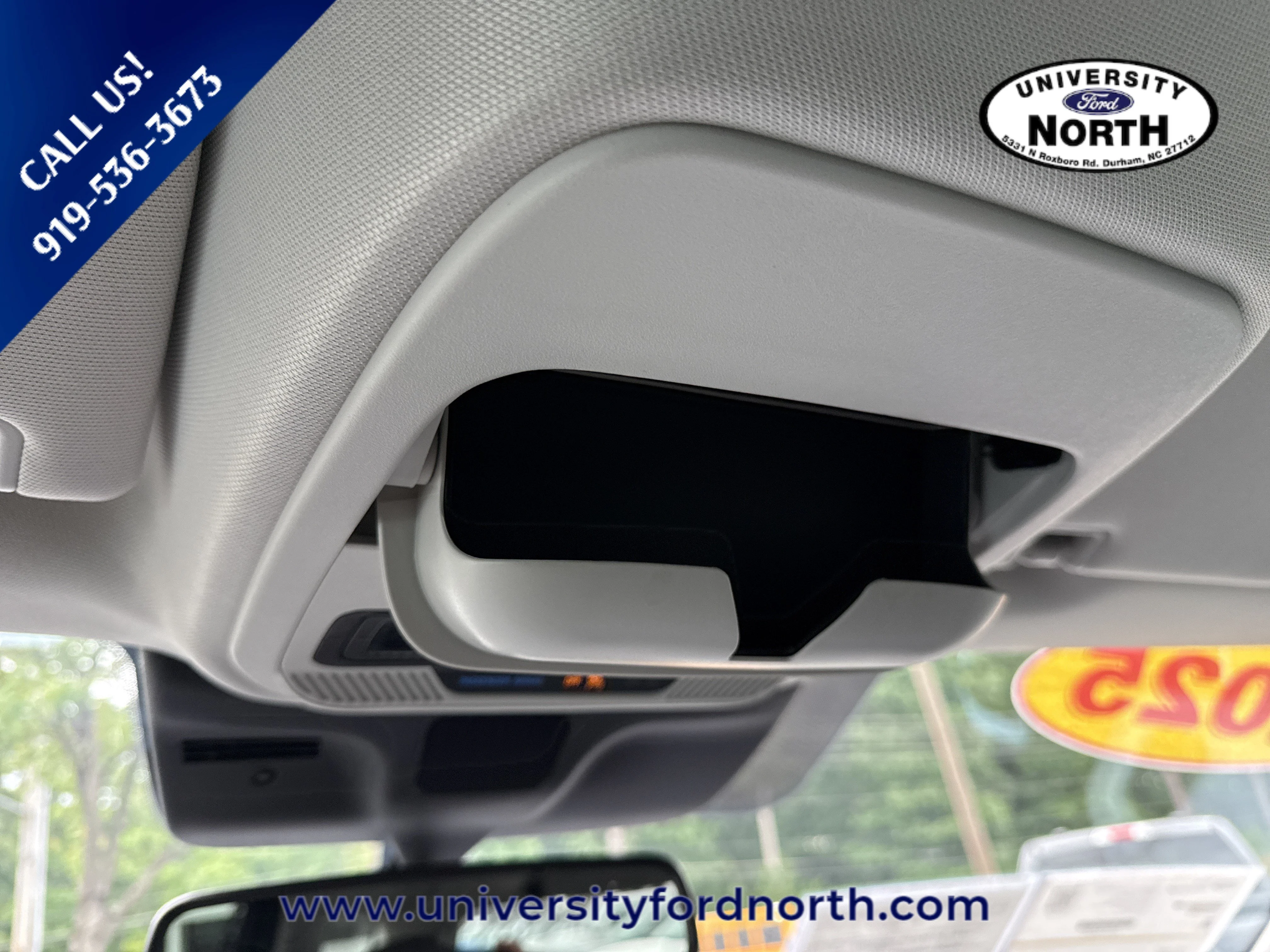 Used 2025 Agate Black Metallic Ford Active image 31