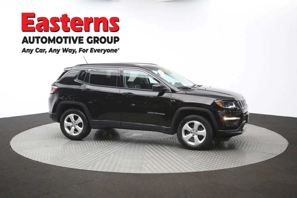 Used 2018 Black Jeep Latitude image 47