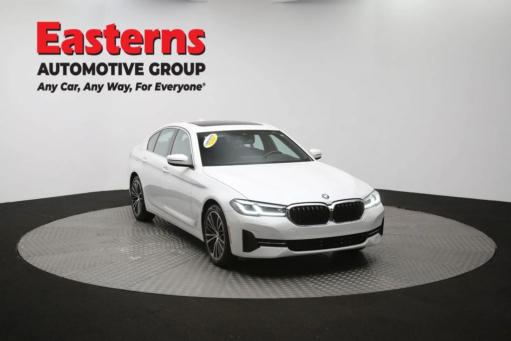 Used 2022 White BMW 530i xDrive image 54