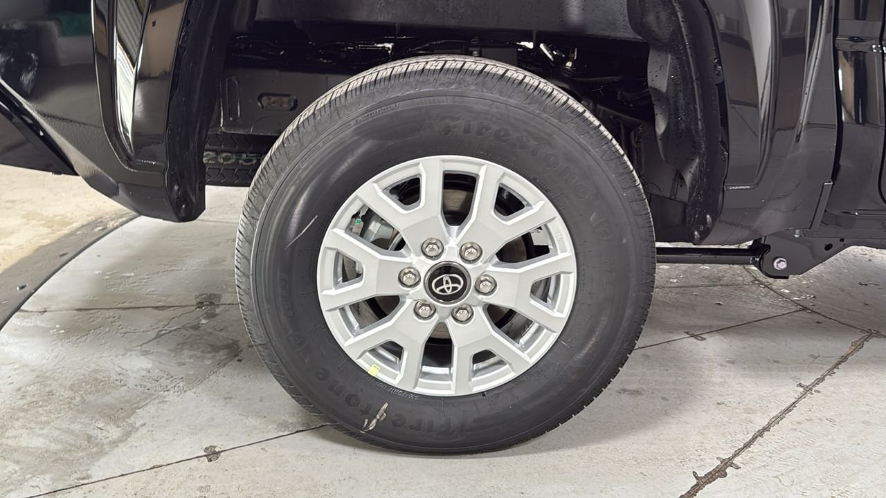 2026 Toyota Tacoma SR5 - Photo 22
