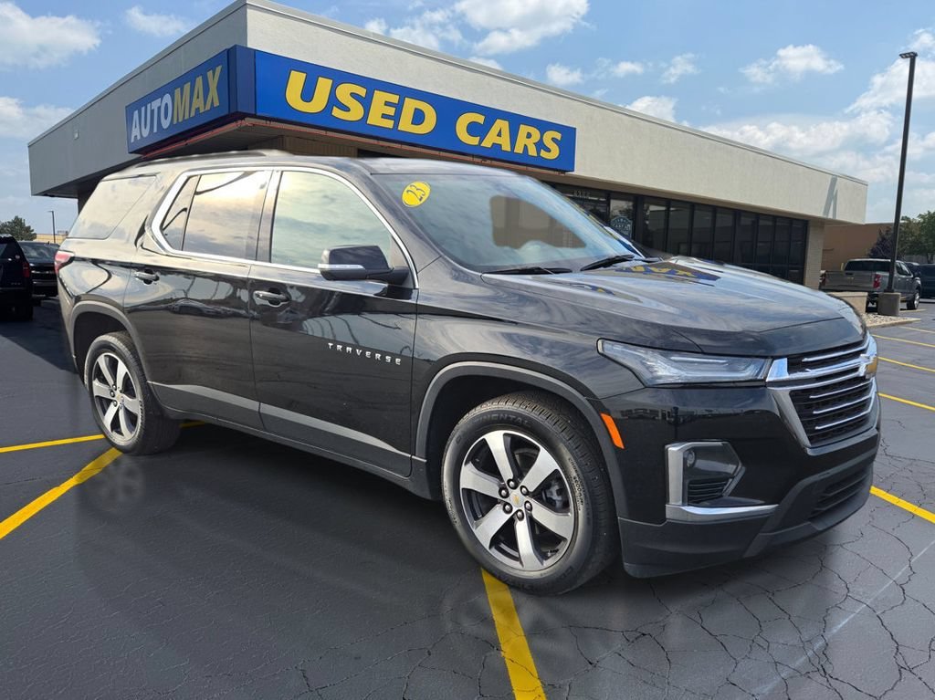 Used 2023 MOSAIC BLACK METALLIC Chevrolet LT Leather image 4