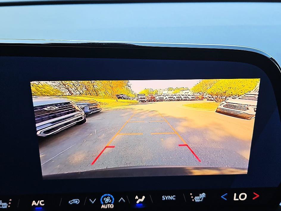 2026 Chevrolet Traverse LT - Photo 19