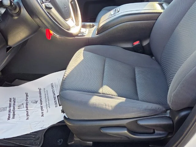 Used 2019 White Toyota LE image 6