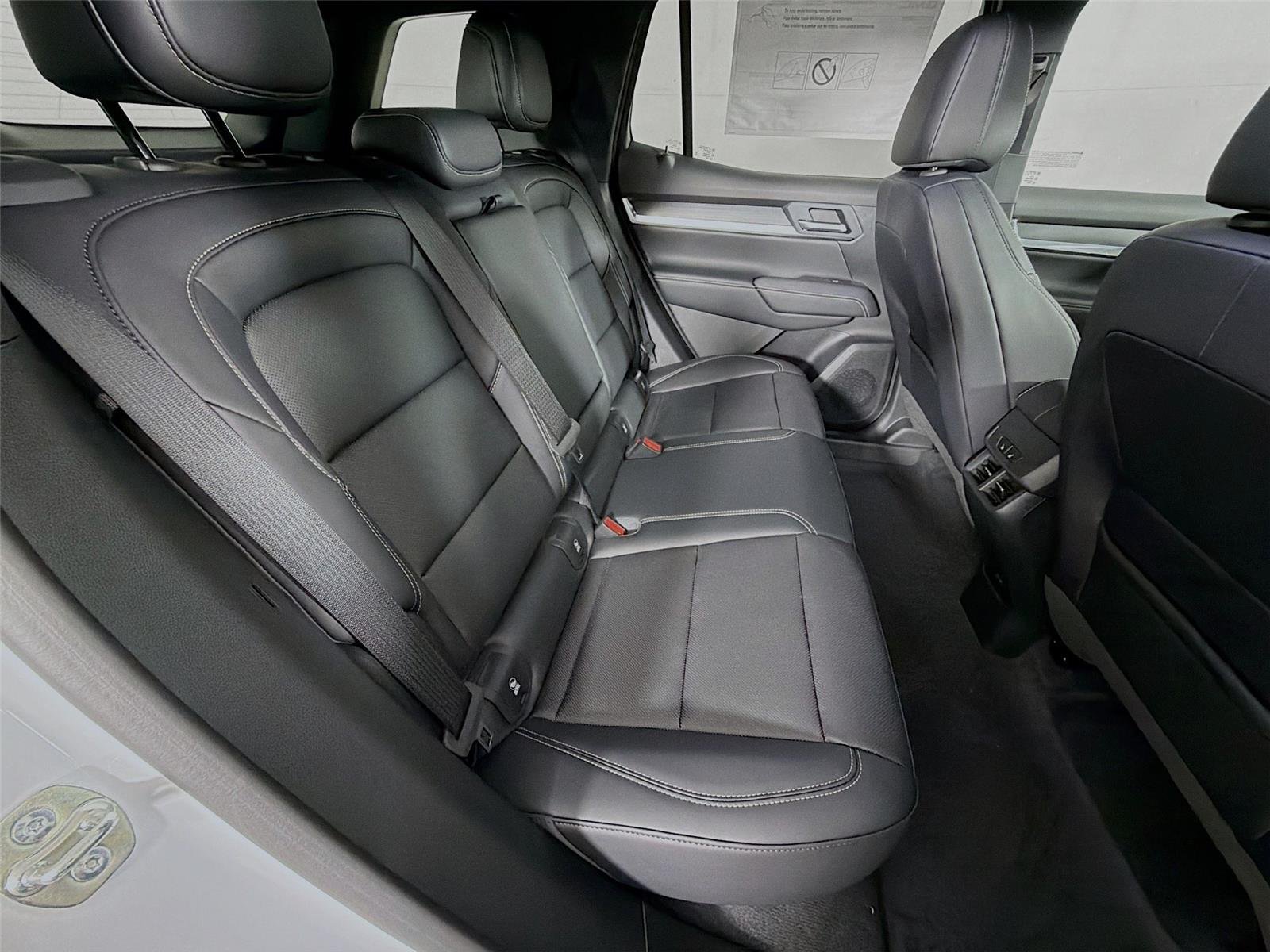 New 2026 Summit White GMC Elevation image 30