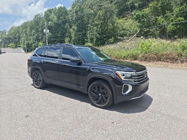 2024 Volkswagen Atlas 2.0T SE w/Tech's photo