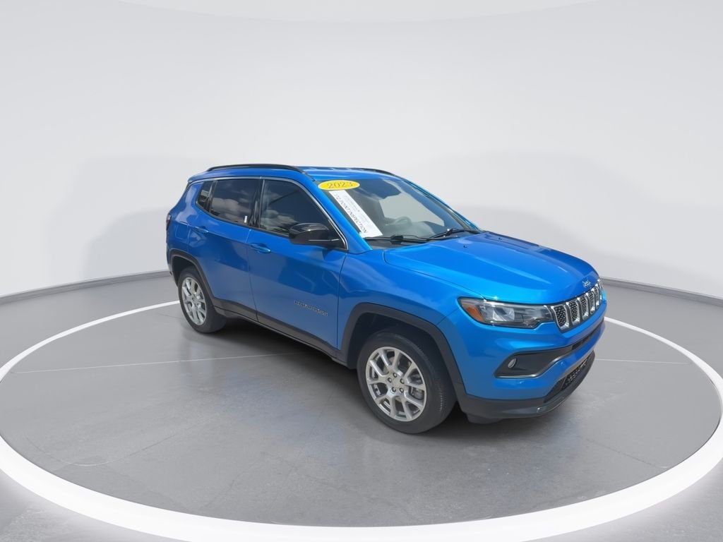 Used 2023 Blue Jeep Latitude Lux image 2