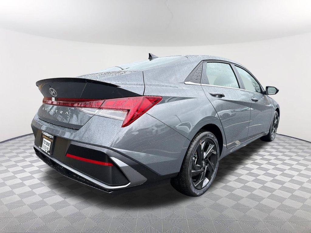 New 2026 Gray Hyundai SEL Sport image 5