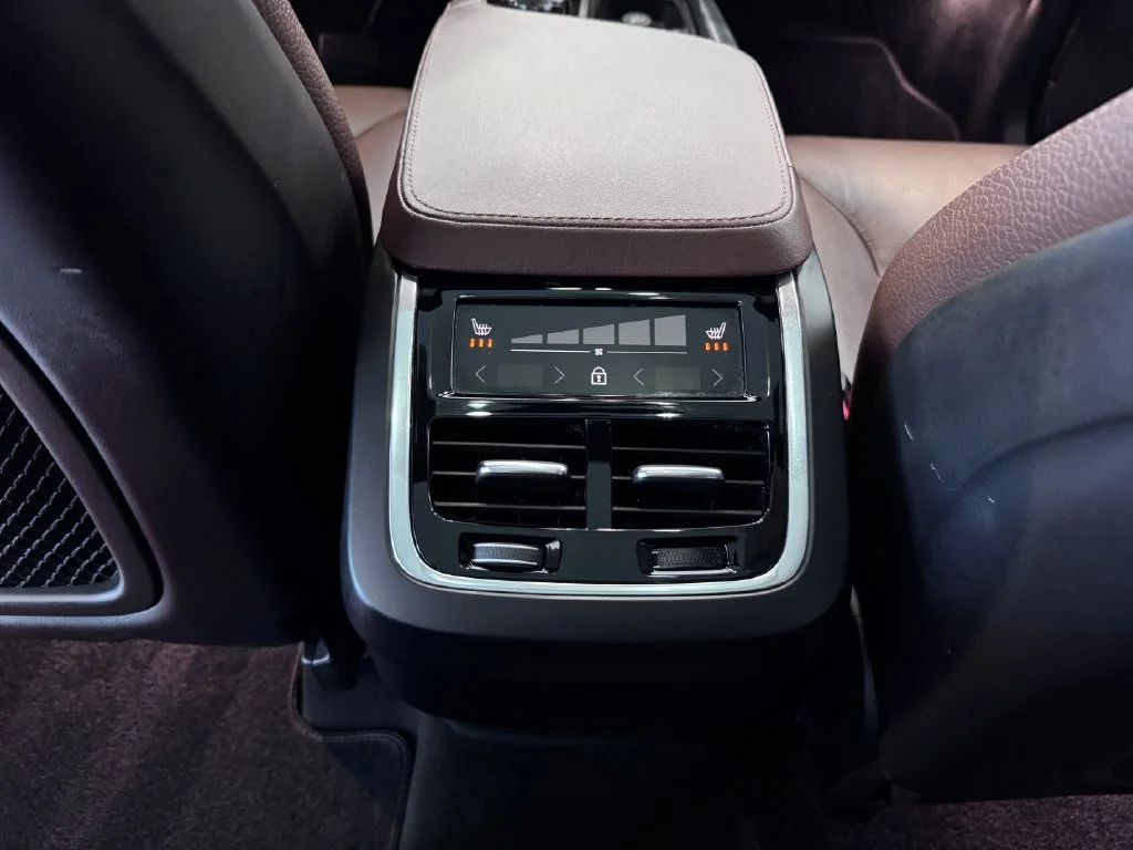2023 Volvo XC90 Plus - Photo 27