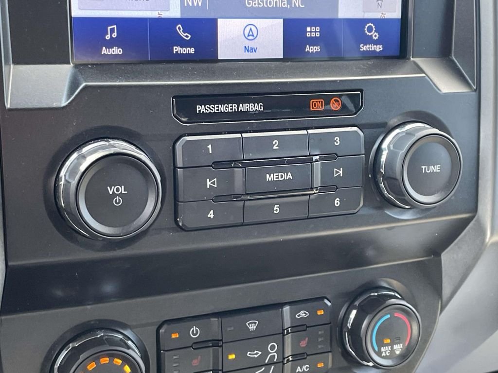 Used 2021 Silver Ford XLT image 29