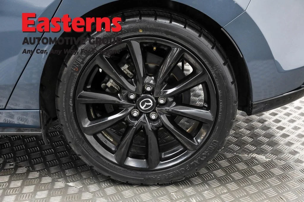 Used 2024 Gray Mazda 2.5 S Carbon Edition image 33