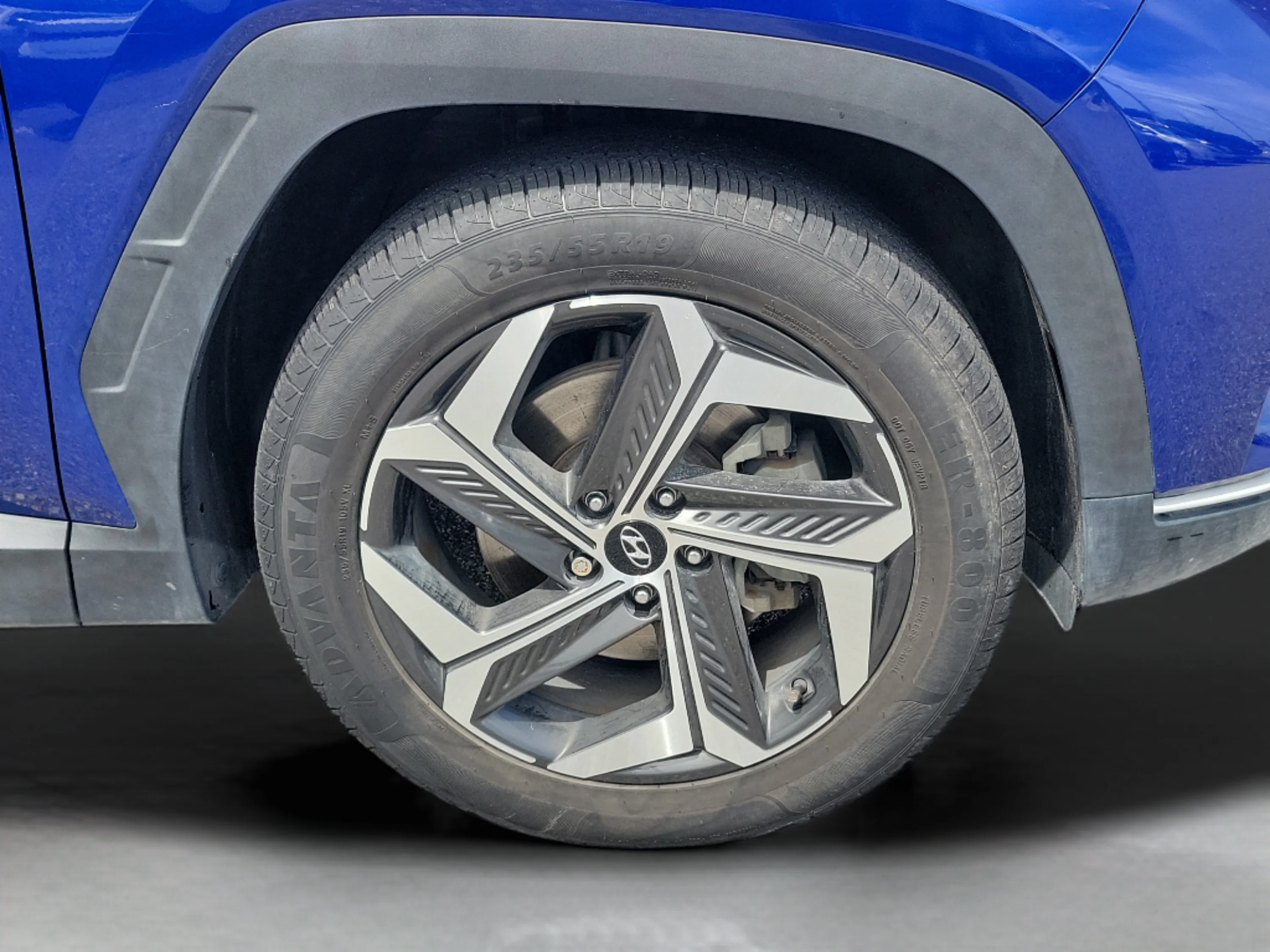 Used 2022 Intense Blue Hyundai SEL image 33