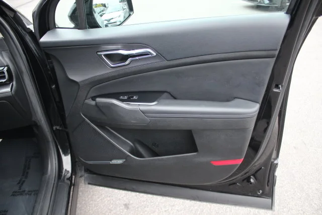 Used 2023 Black Kia SX-Prestige image 34