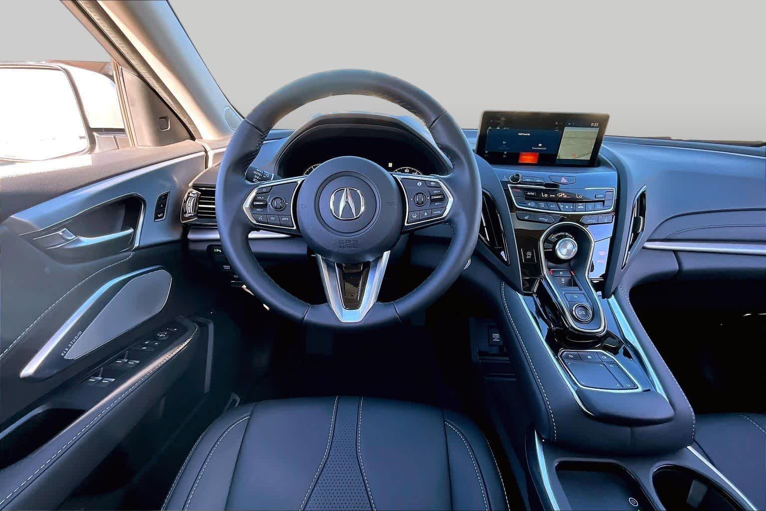 Used 2025 Platinum White Pearl Acura w/Technology Package image 6