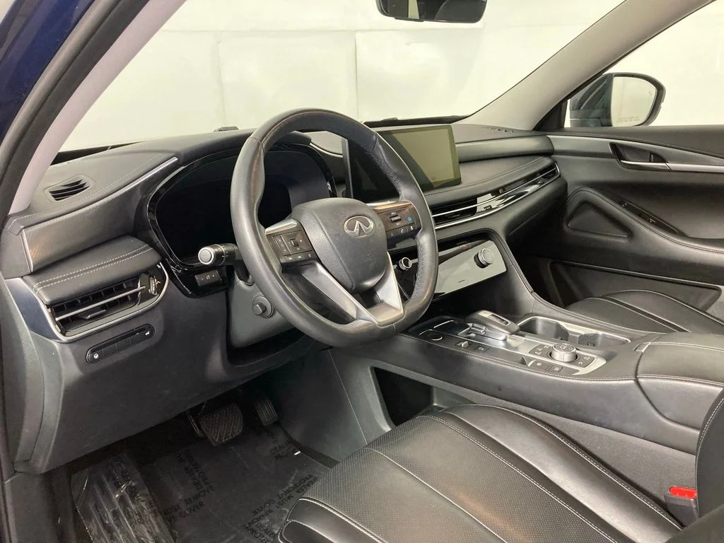 Used 2023 Blue INFINITI LUXE image 16