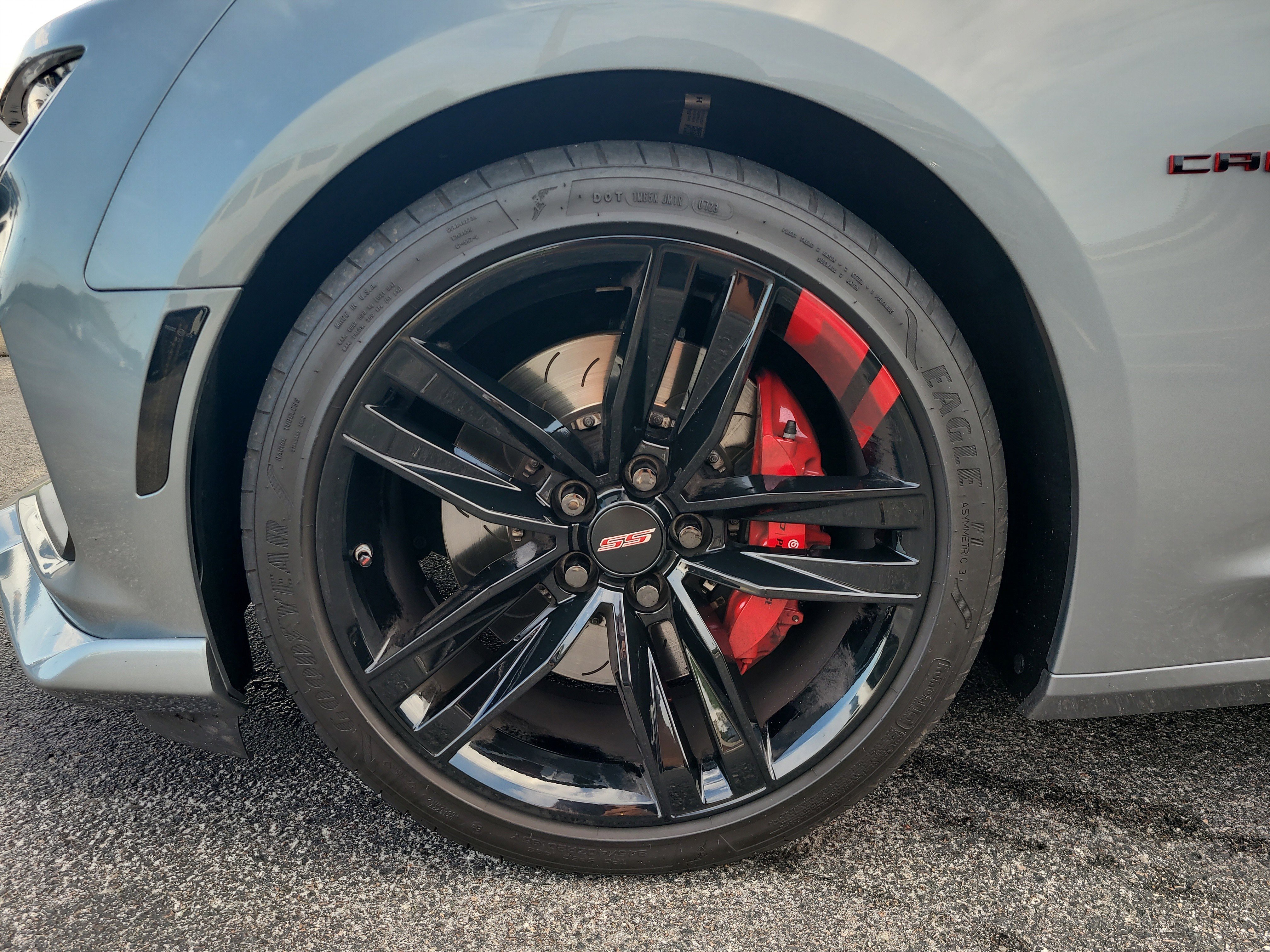 Used 2023 Sharkskin Metallic Chevrolet 1SS image 10