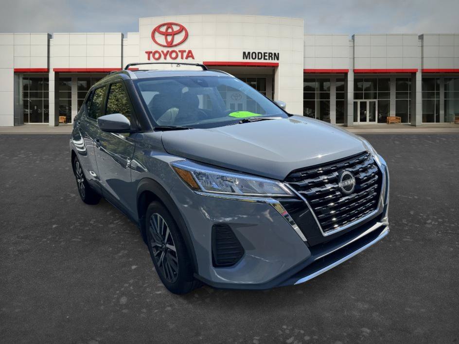 Used 2022 Boulder Gray Pearl Nissan SV image 6