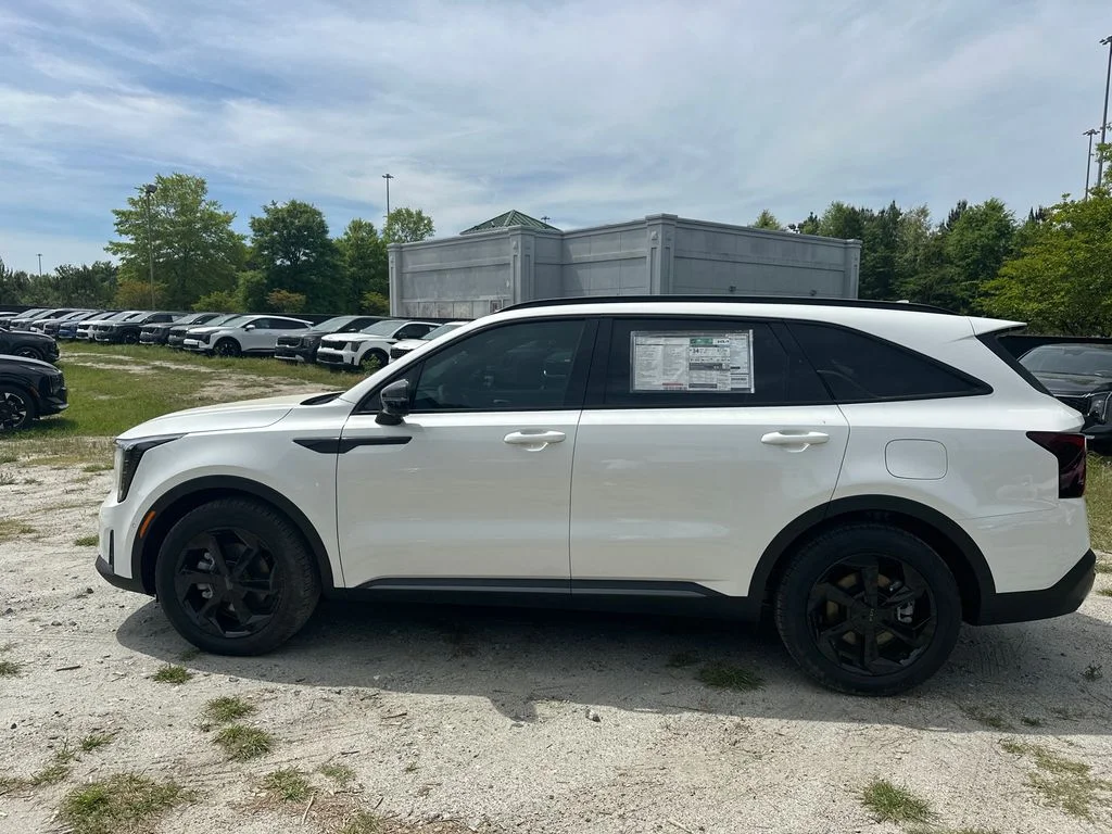 New 2026 White Kia X-Line SX Prestige image 4