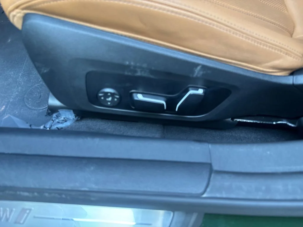Used 2024 Green BMW eDrive35 image 31